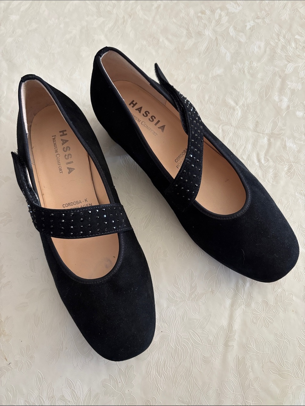 Hassia Black Suede Mary Jane Flats. Size EUR 39. Excellent condition.